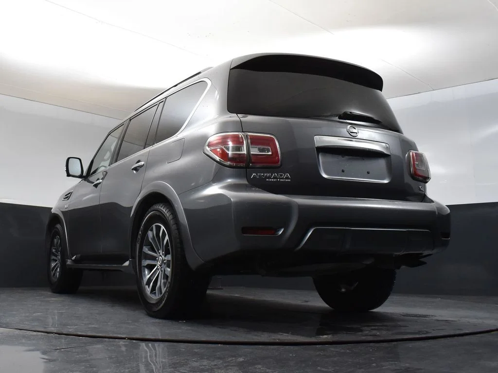 Used 2019 Gun Metallic Nissan SL image 35