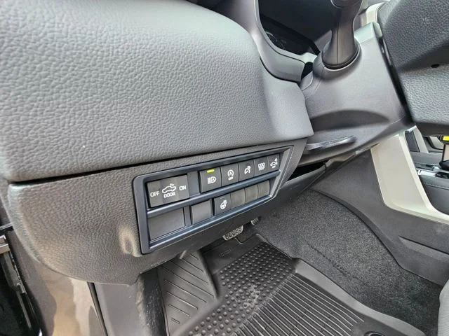 2026 Toyota Tundra Limited - Photo 10