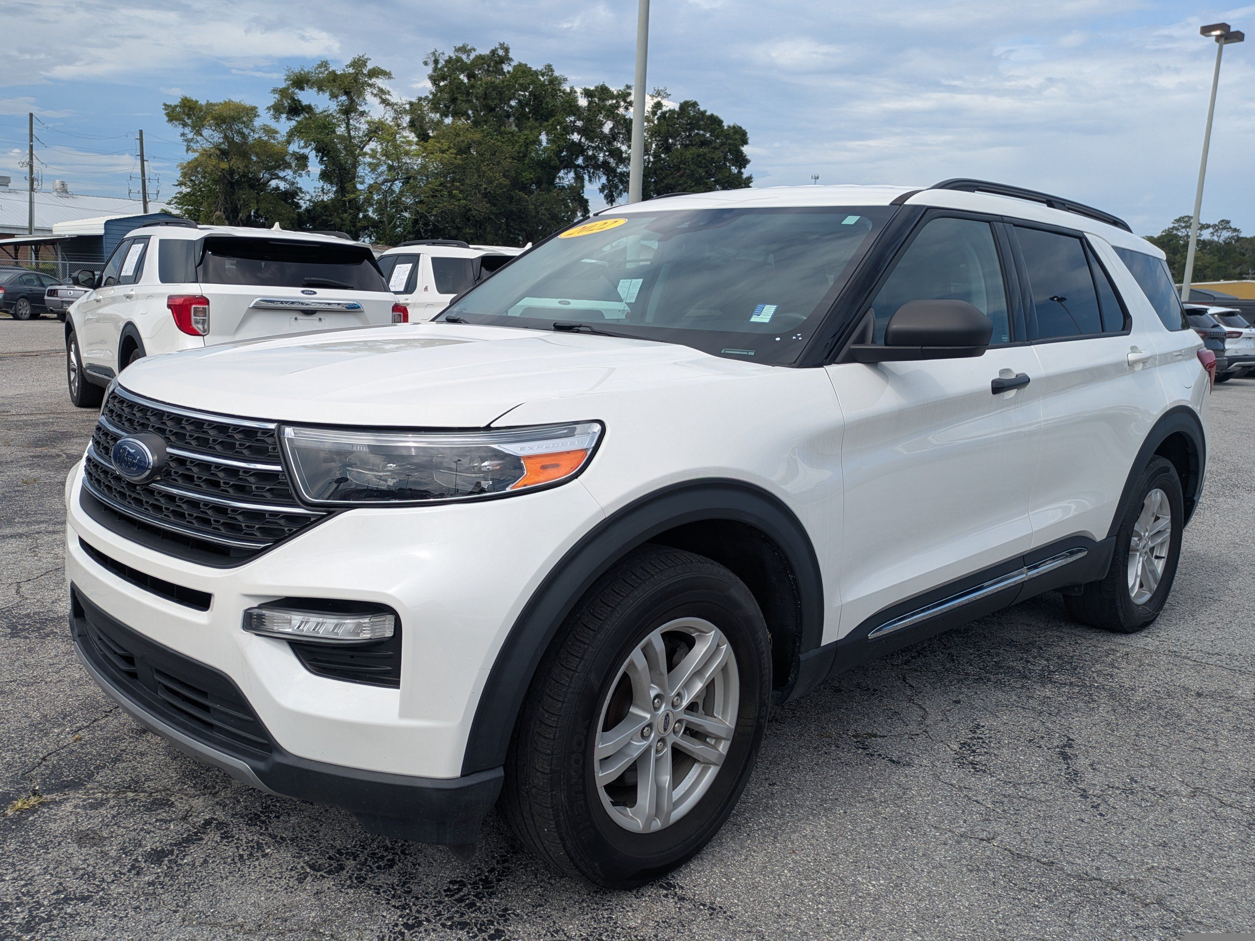 Used 2022 White Ford XLT image 8