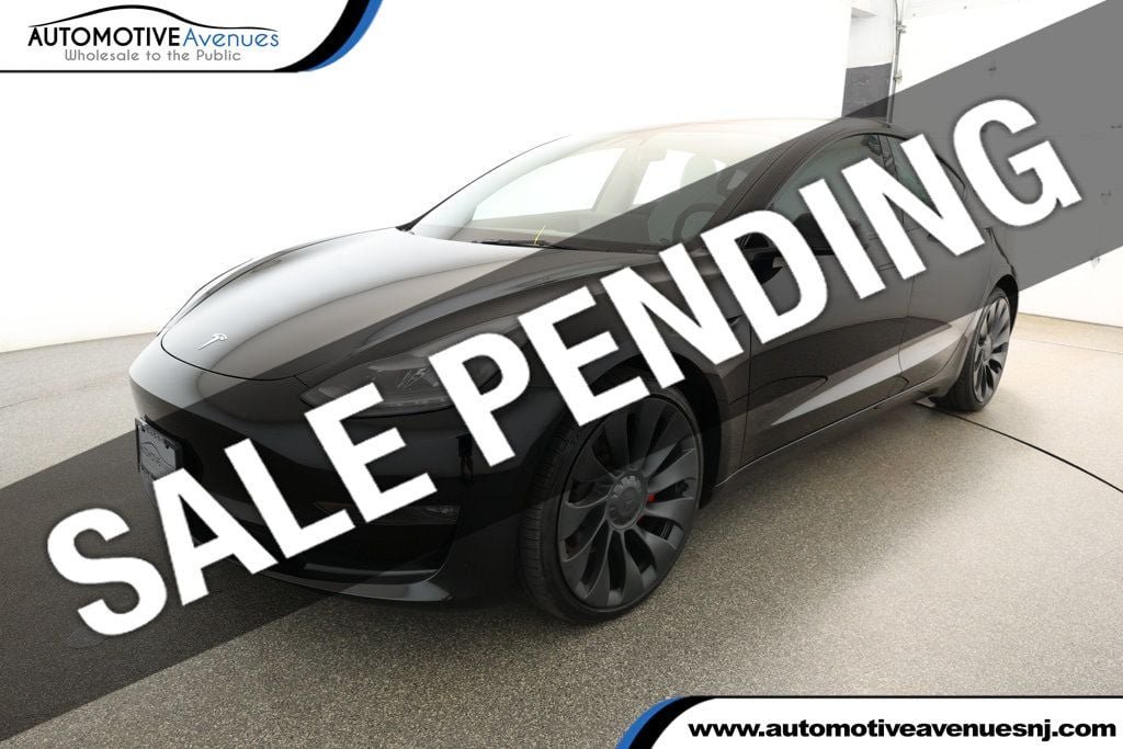 2023 Tesla Model 3 Performance's photo