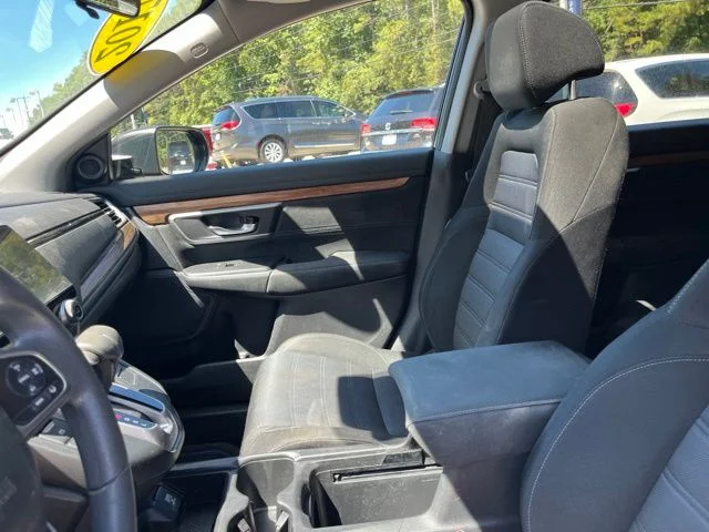 Used 2017  Honda EX image 10