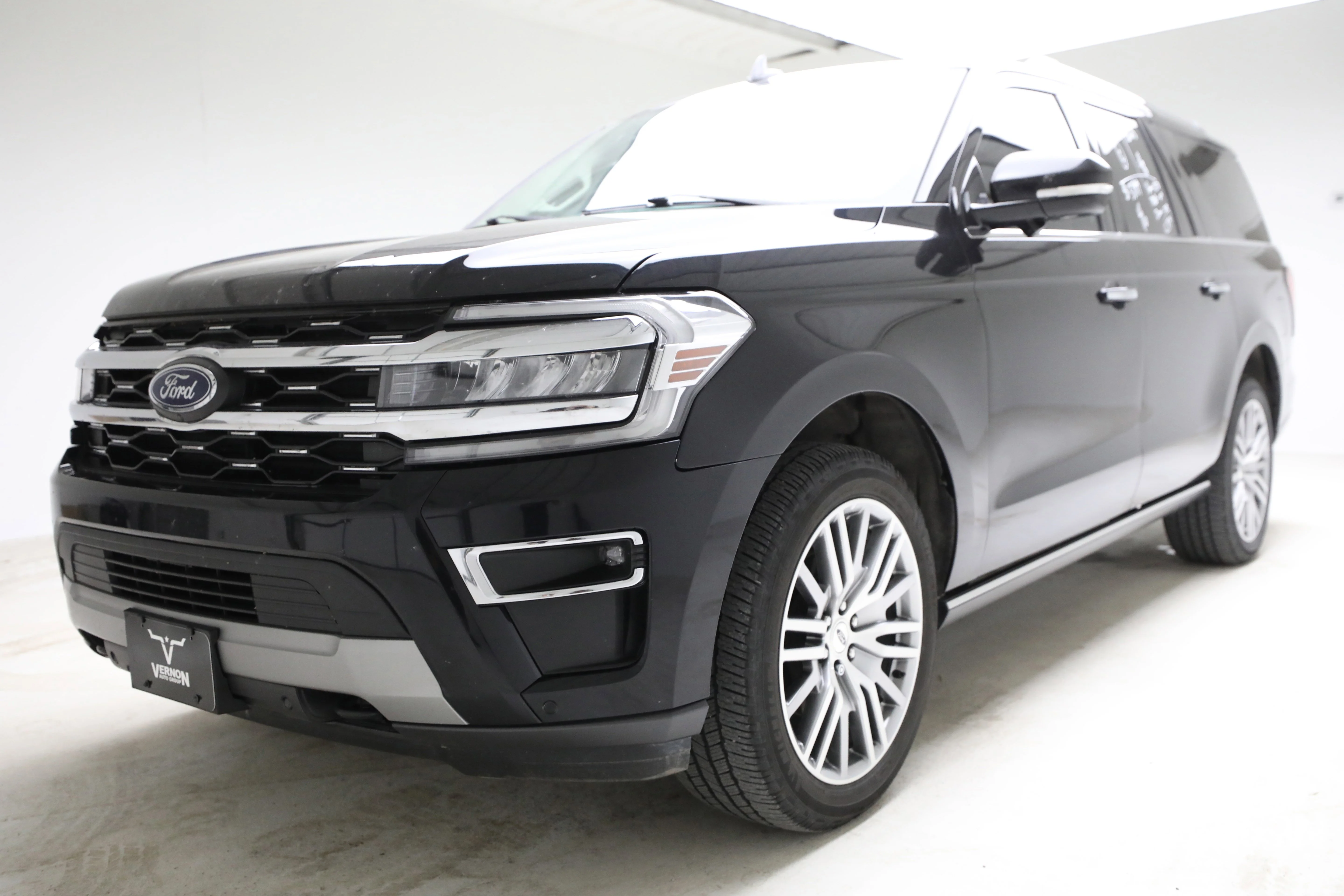 2023 Ford Expedition Limited MAX 4x4's photo