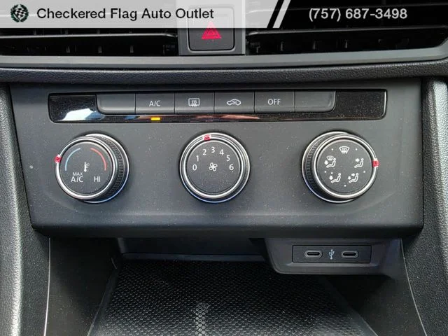 Used 2020 Pyrite Silver Metallic Volkswagen  image 15