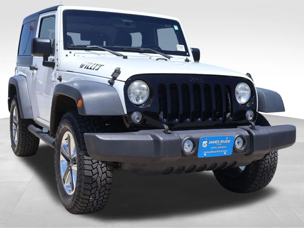 Used 2017 White Jeep Sport image 7