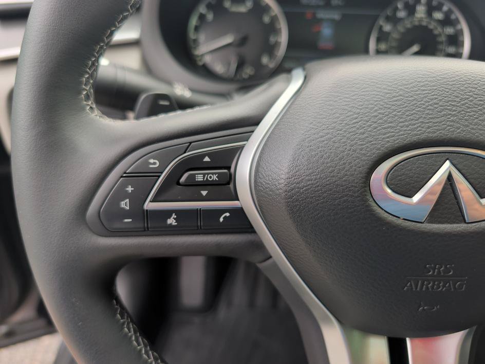 Used 2024 Graphite Shadow INFINITI LUXE image 19