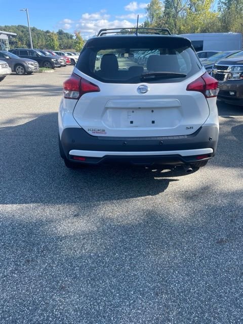 Used 2020 White Nissan SR image 7