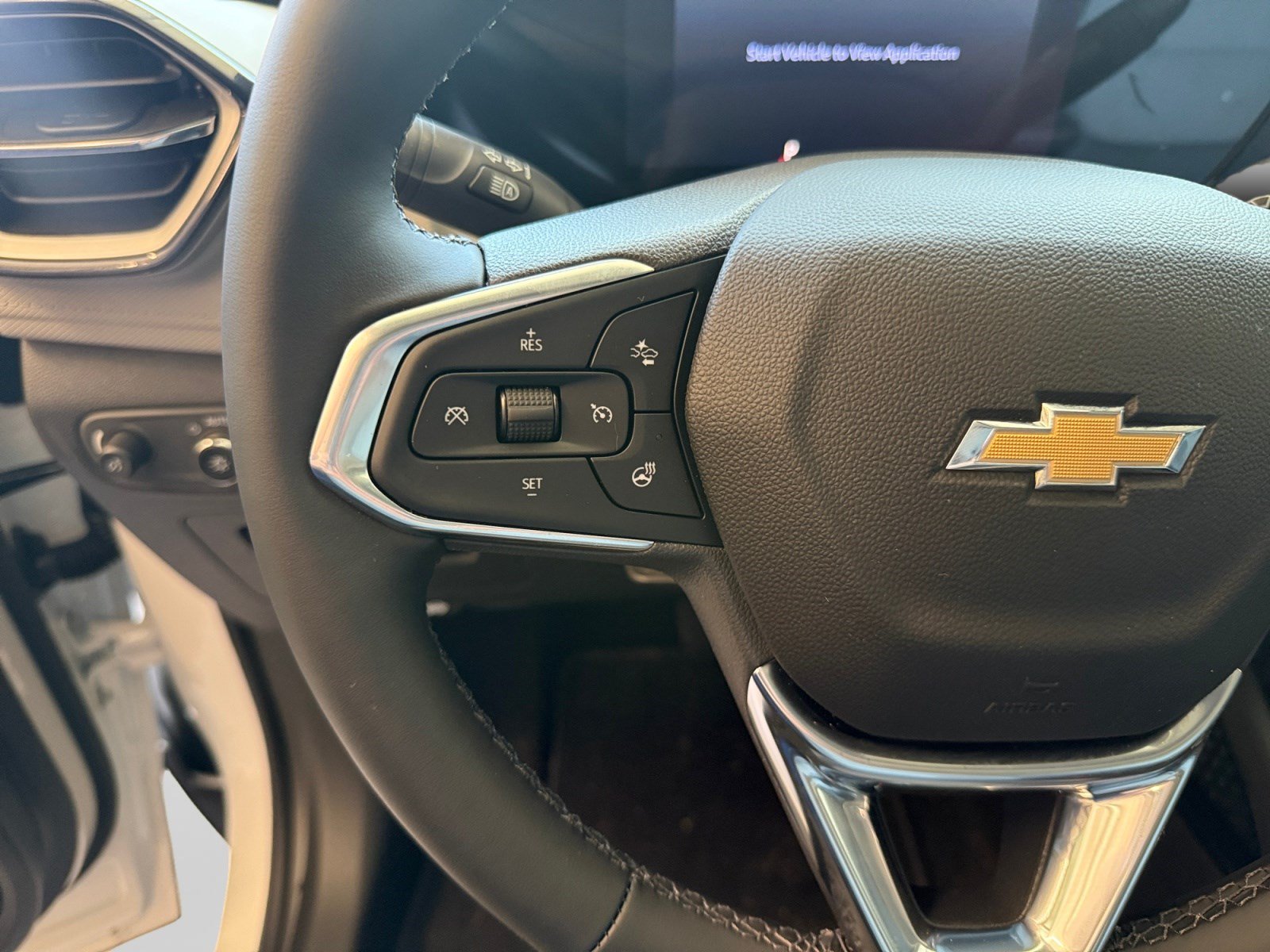 New 2026 Summit White Chevrolet LT image 24