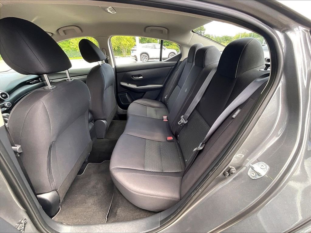 Used 2020 Gray Nissan S image 15