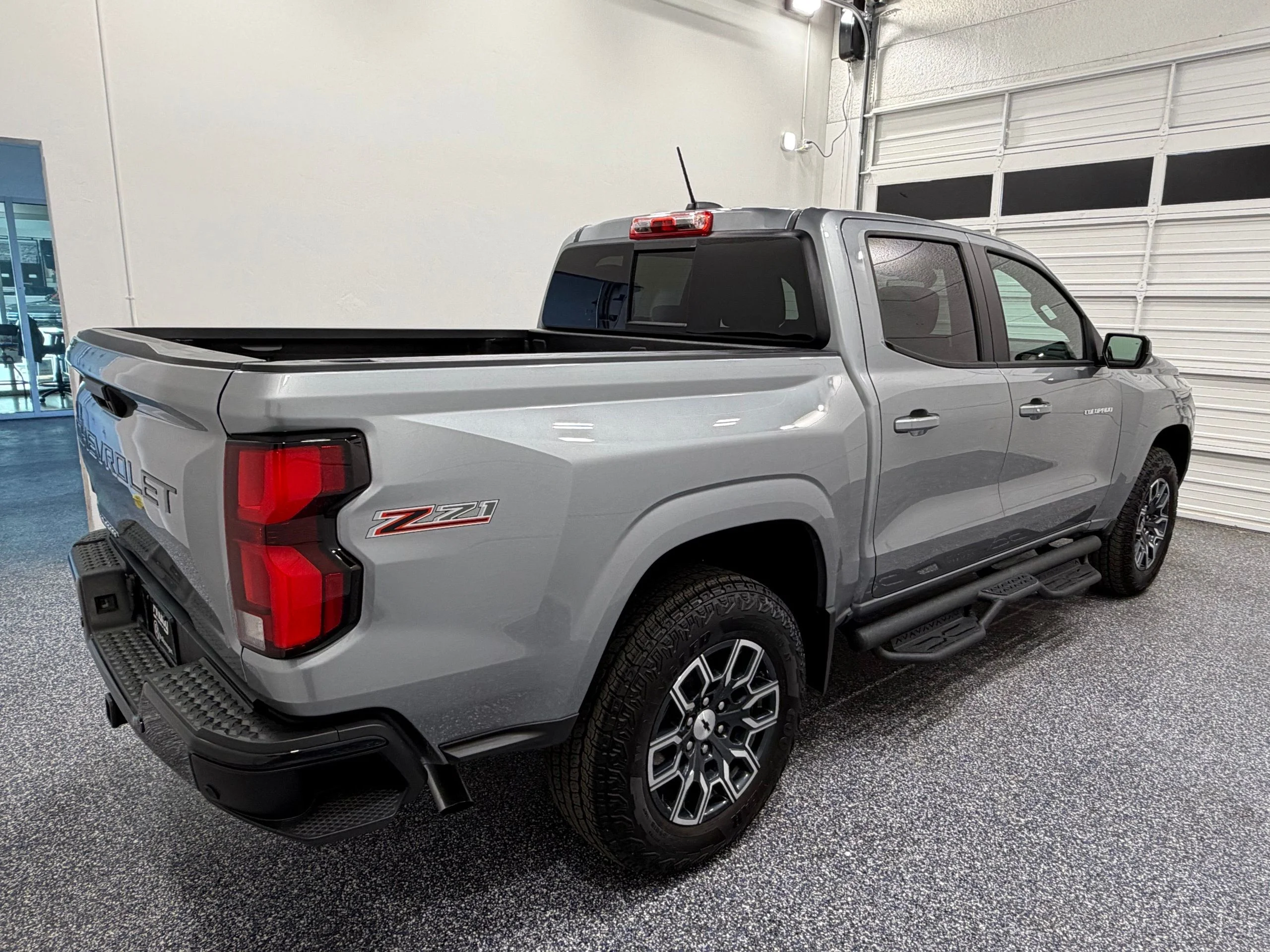 Used 2026 Gray Chevrolet Z71 image 7