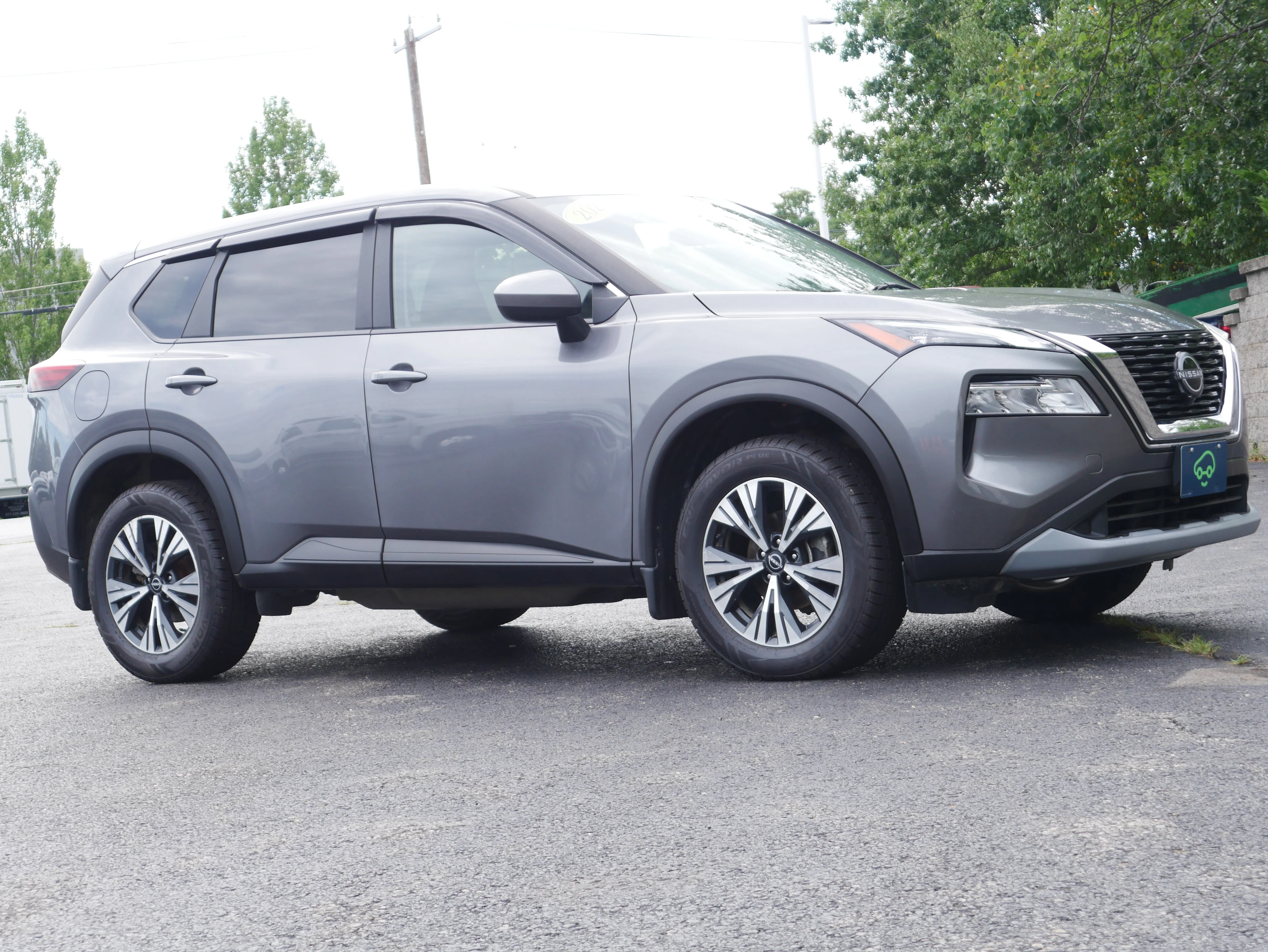 Used 2023 Gun Metallic Nissan SV image 9