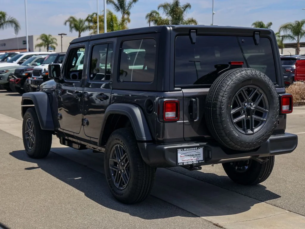 New 2026 Granite Crystal Metallic Clear-Coat Exterior Paint Jeep Sport image 6