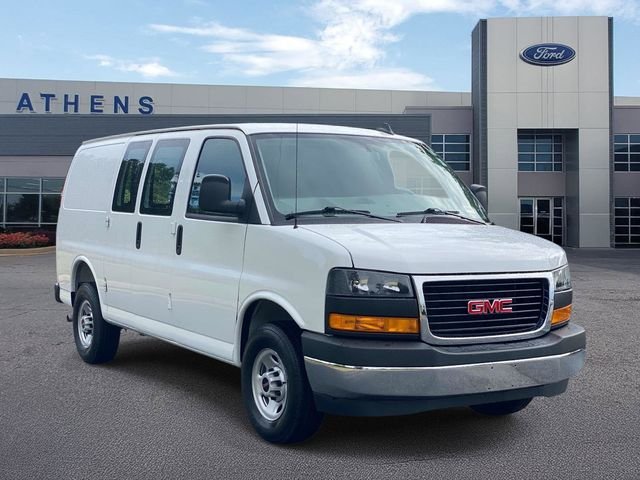 2025 GMC Savana 2500's photo