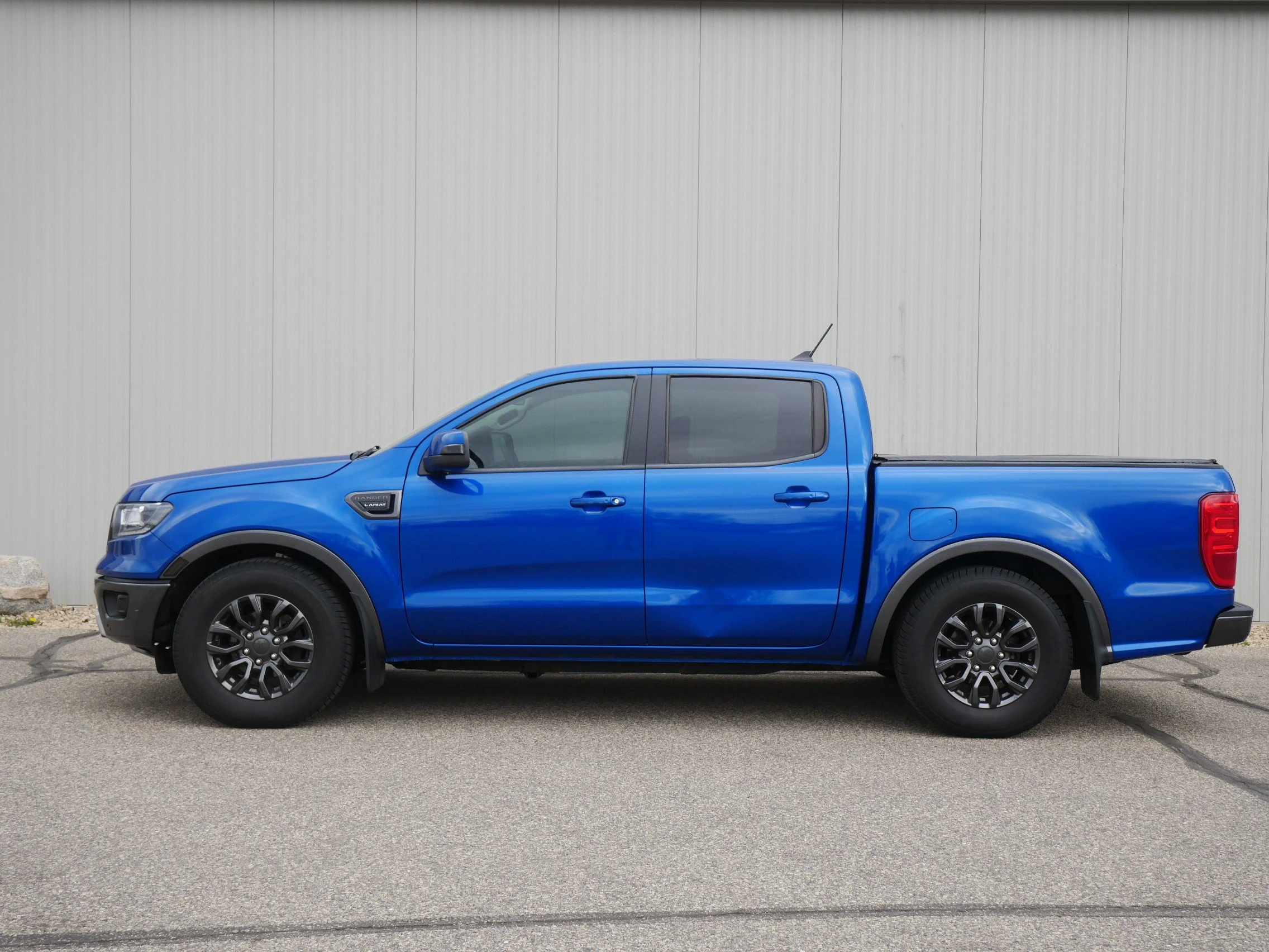 Used 2019 Ford Ranger Lariat with VIN 1FTER4FHXKLA90369 for sale in Hastings, Minnesota