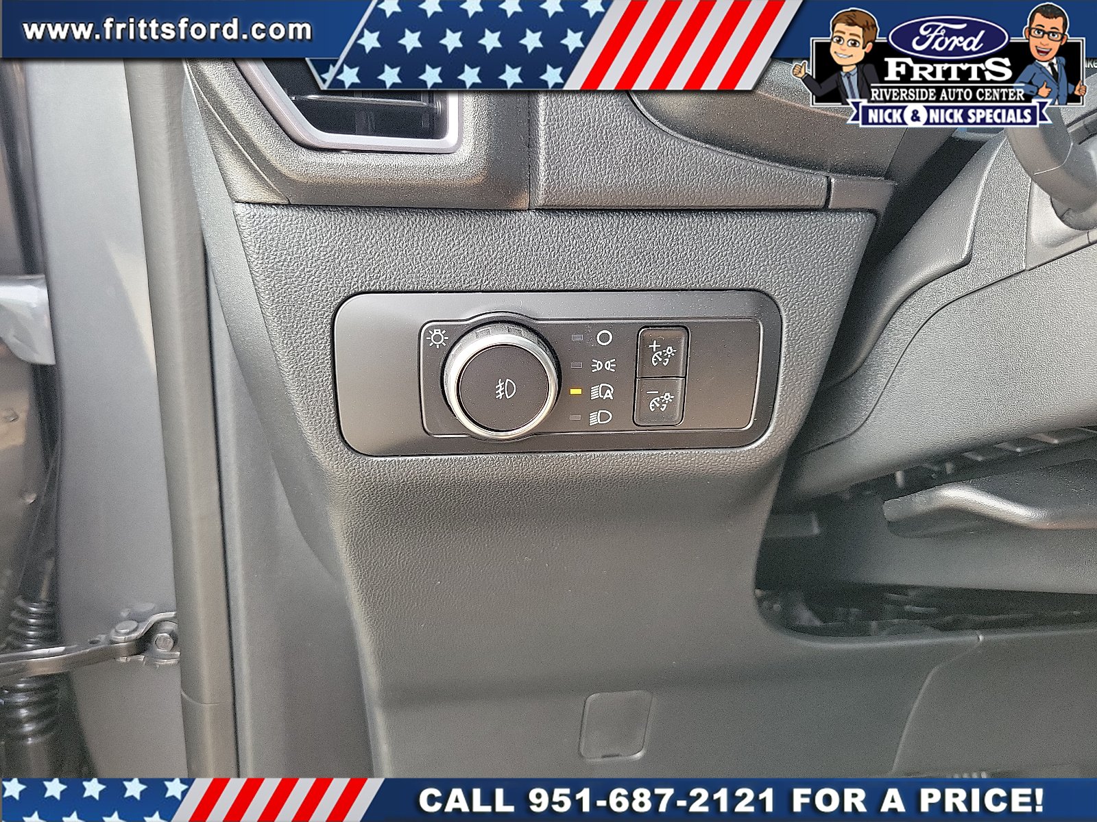 New 2026 Carbonized Gray Metallic Ford Badlands® image 12
