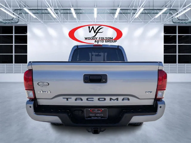 Used 2017 Silver Toyota TRD Off-Road image 4