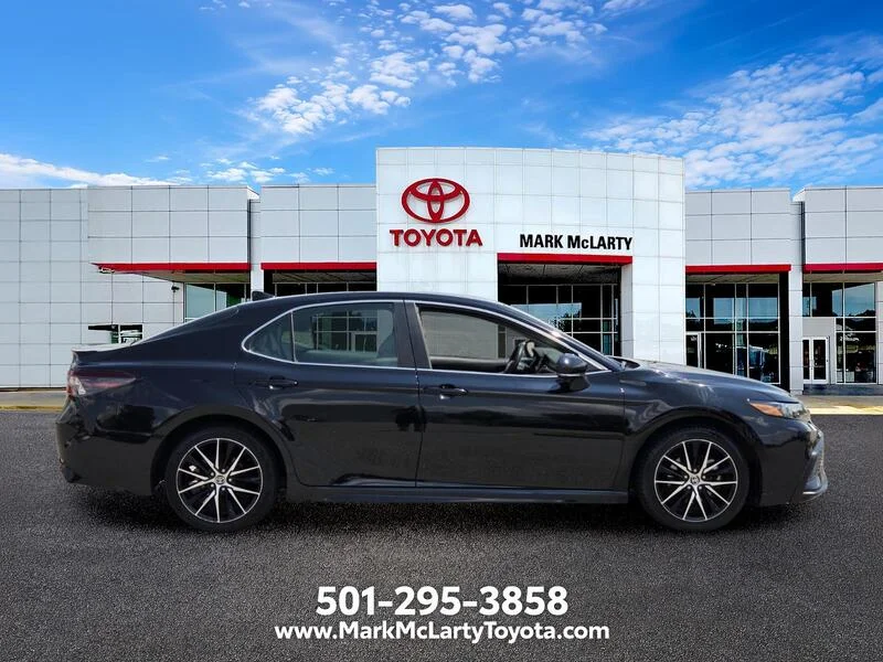 Used 2024 Midnight Black Metallic TOYOTA SE AUTO image 6