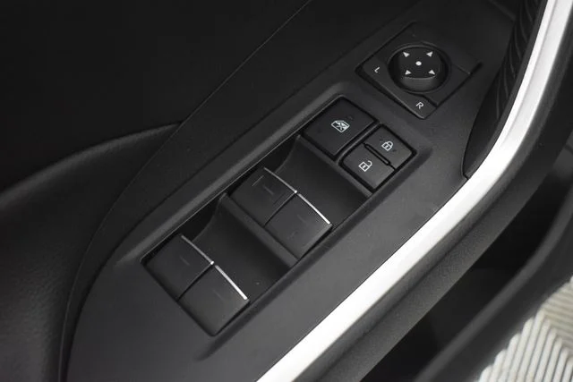 Used 2022 Black Toyota XLE image 22