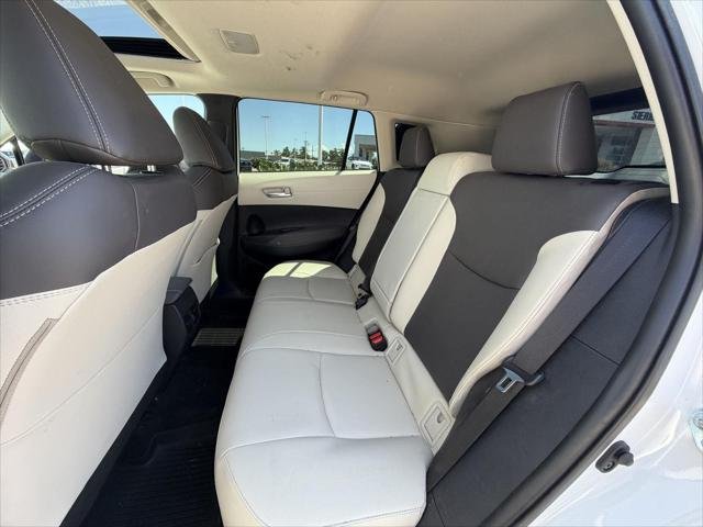 Certified Used 2023 WIND CHILL PEARL* Toyota  image 19
