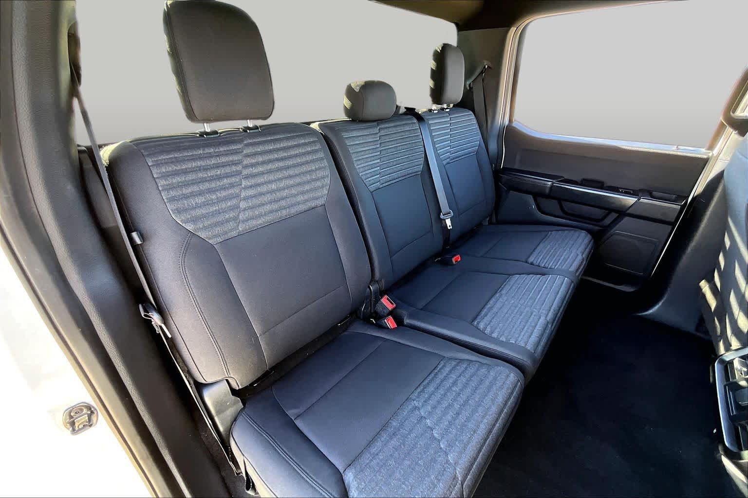 Used 2023 Oxford White Ford XL image 34