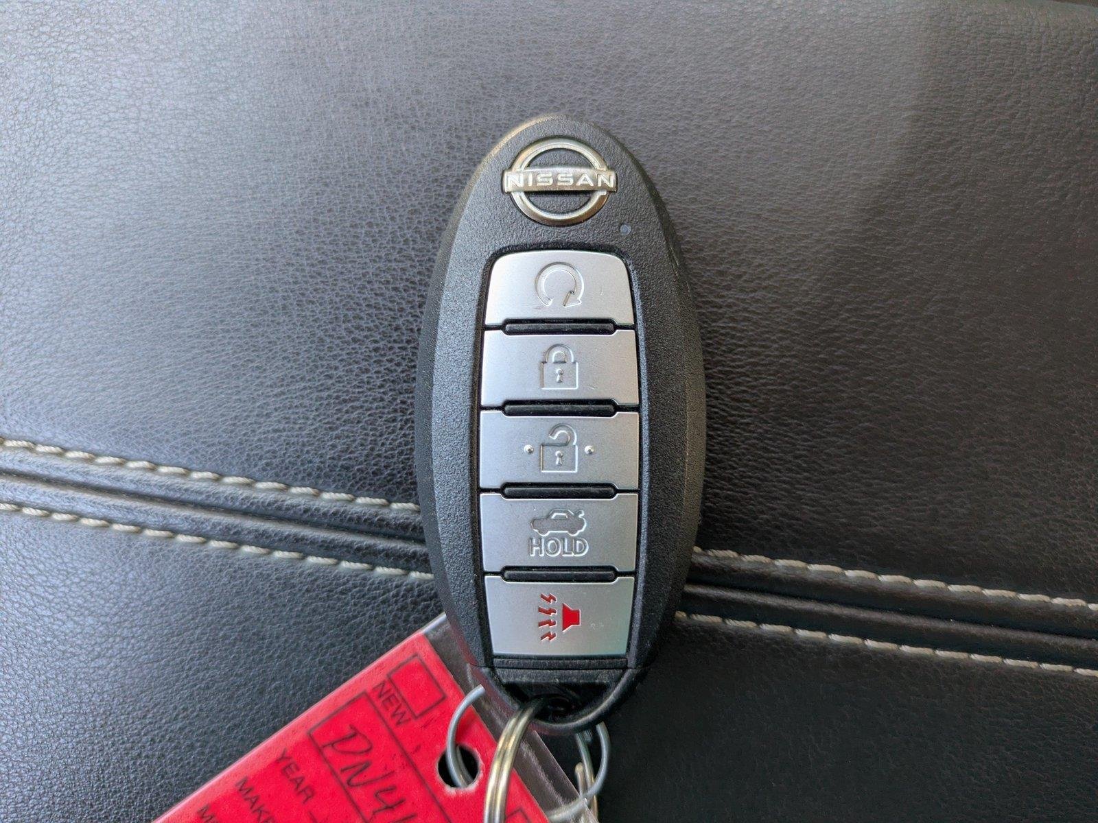Used 2023 Scarlet Ember Tintcoat Nissan 2.5 SL image 27