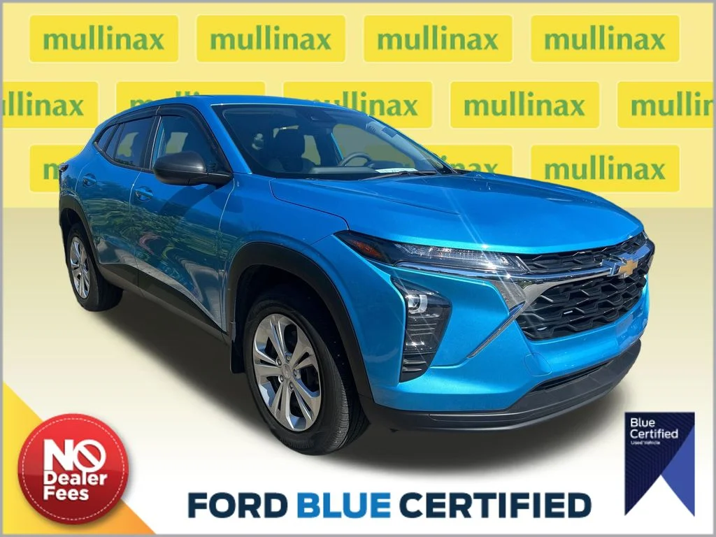2025 Chevrolet Trax LS