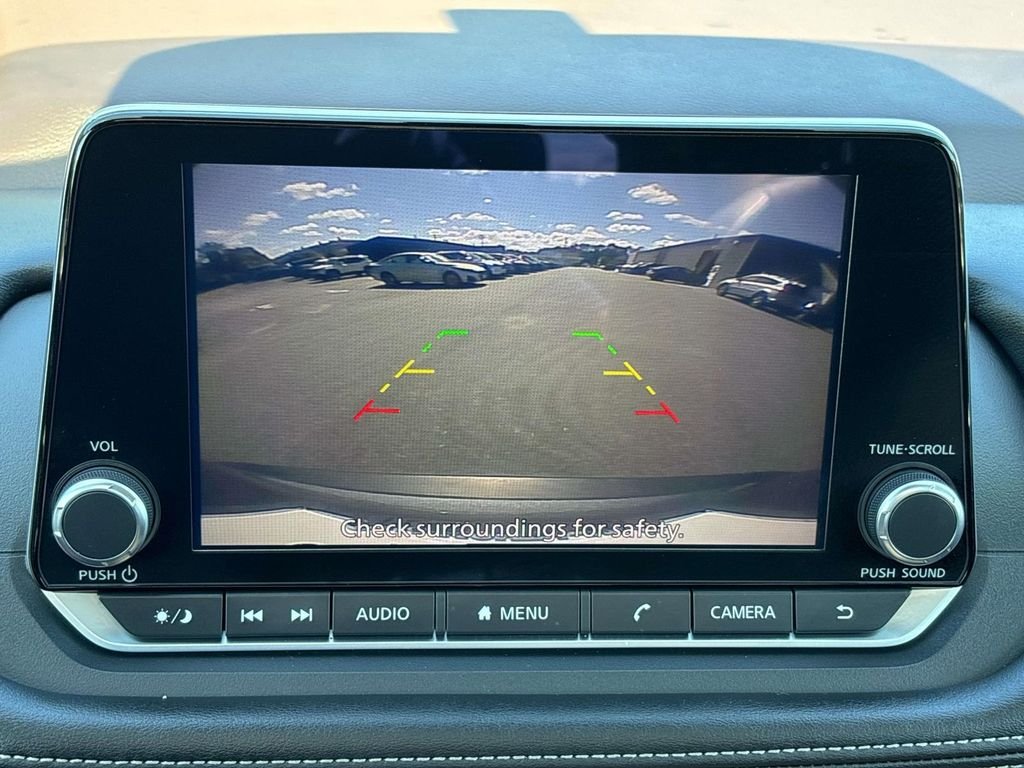 Used 2023 Gray Nissan SV image 23