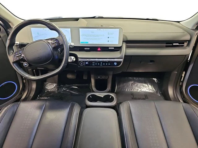 Used 2024 Gold Hyundai Limited image 9
