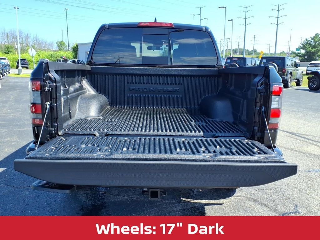 New 2026 Super Black Nissan Crew Cab SV image 11