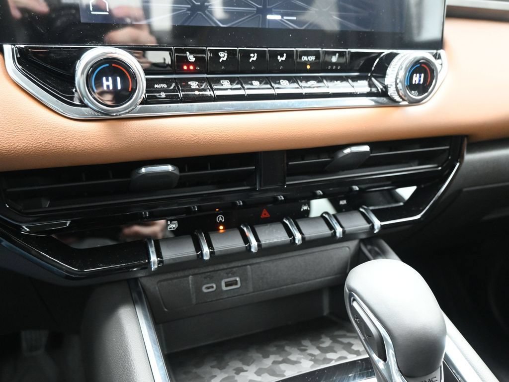 2026 GMC Canyon AT4 - Photo 19