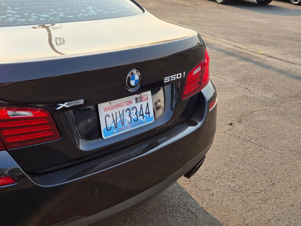 Used 2015 Carbon Black Metallic BMW 550i xDrive image 14