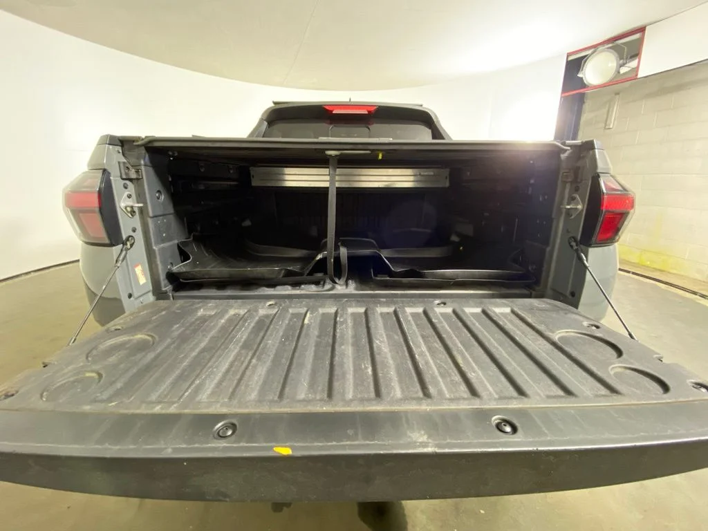 Used 2022 Gray Hyundai SEL Premium image 26