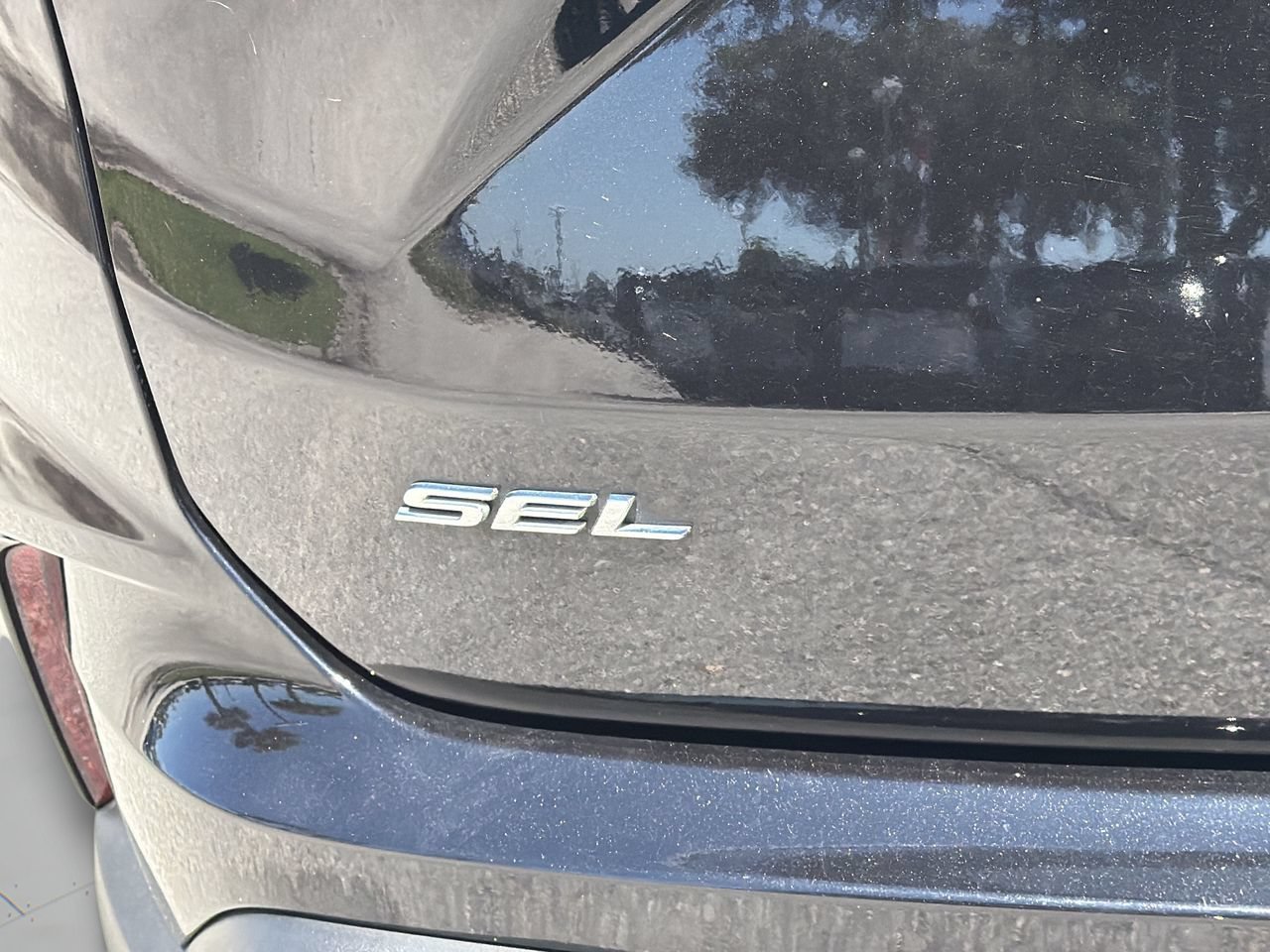 Used 2023 Black Metallic Ford SEL image 10