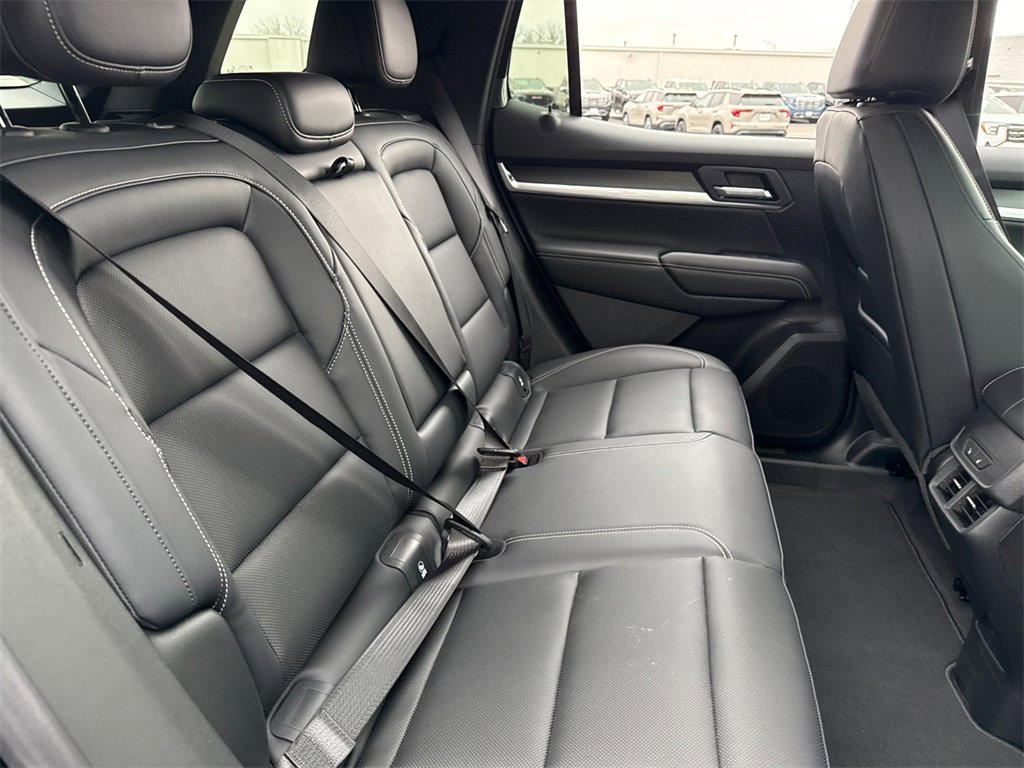 2026 GMC TERRAIN - Image 35