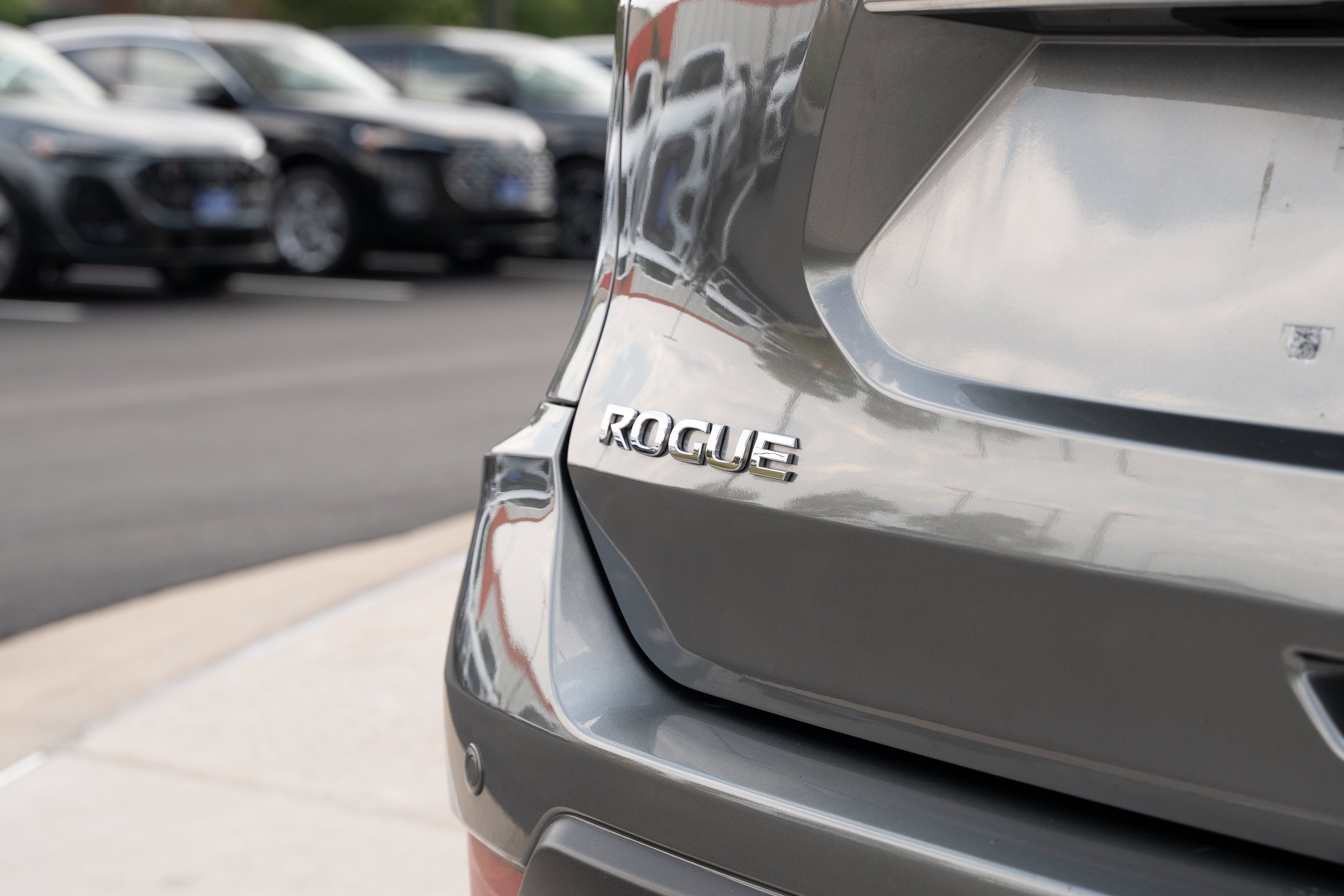 Used 2019 Gun Metallic Nissan SV image 24