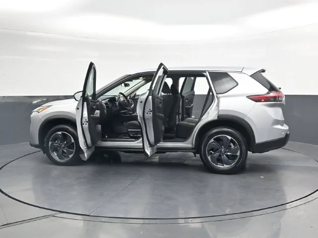 Used 2025 Brilliant Silver Metallic Nissan SV image 41