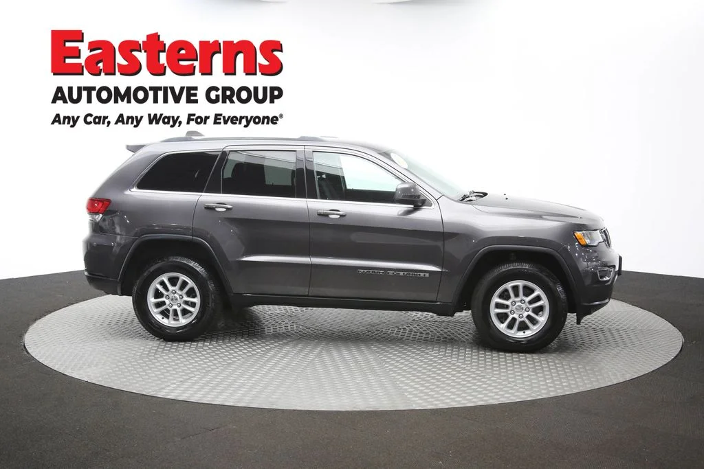 Used 2020 Gray Jeep Laredo E image 44