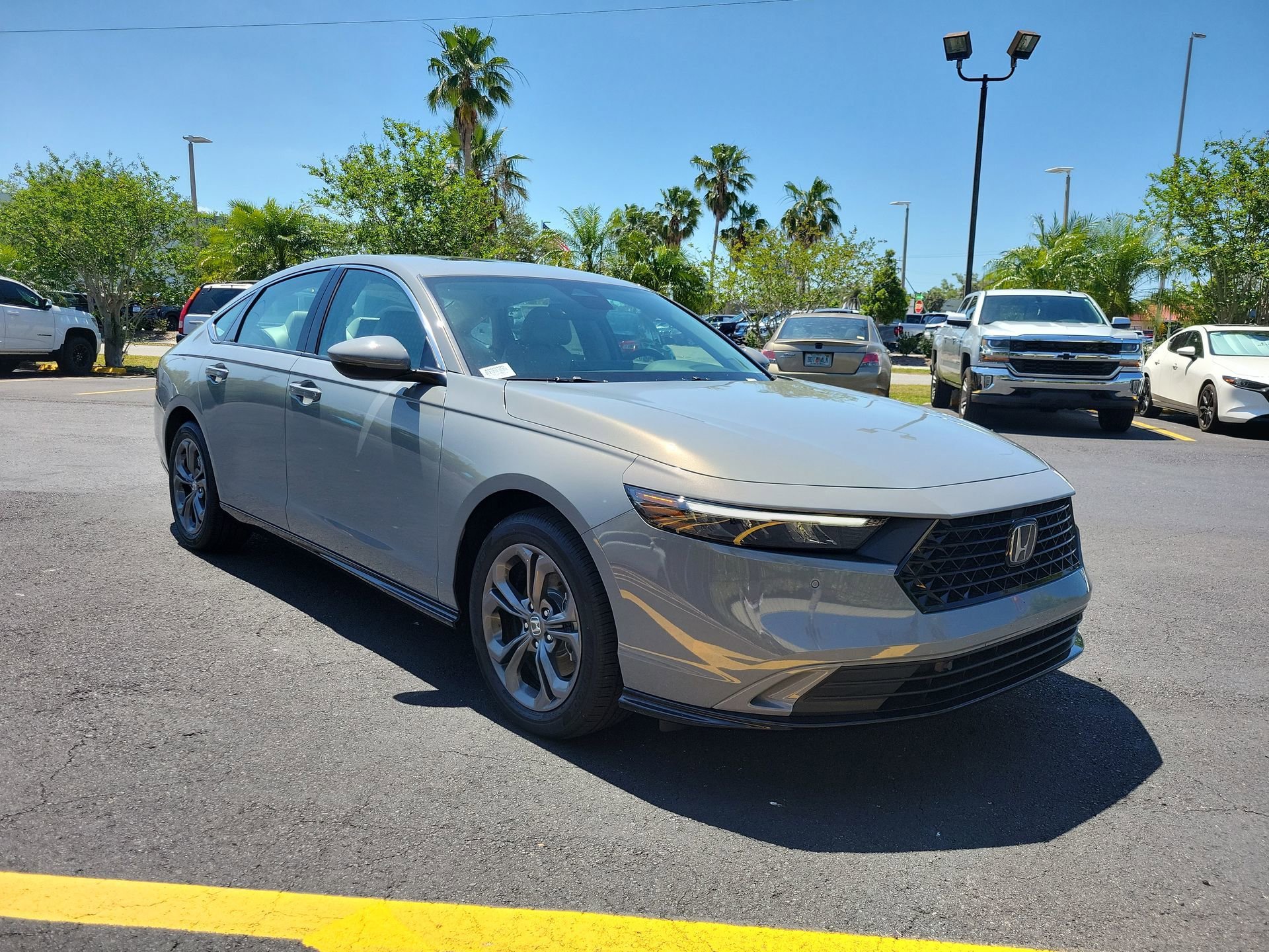 New 2026 Urban Gray Pearl Honda EX-L image 2