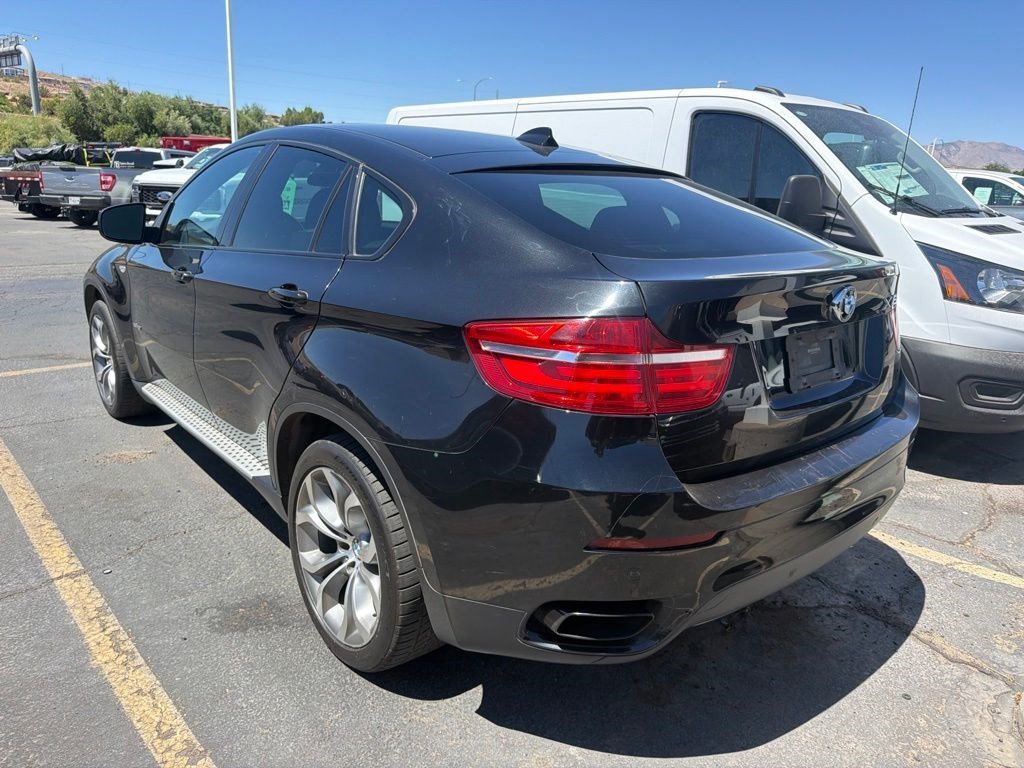 Used 2013 Black Sapphire Metallic BMW xDrive50i image 2