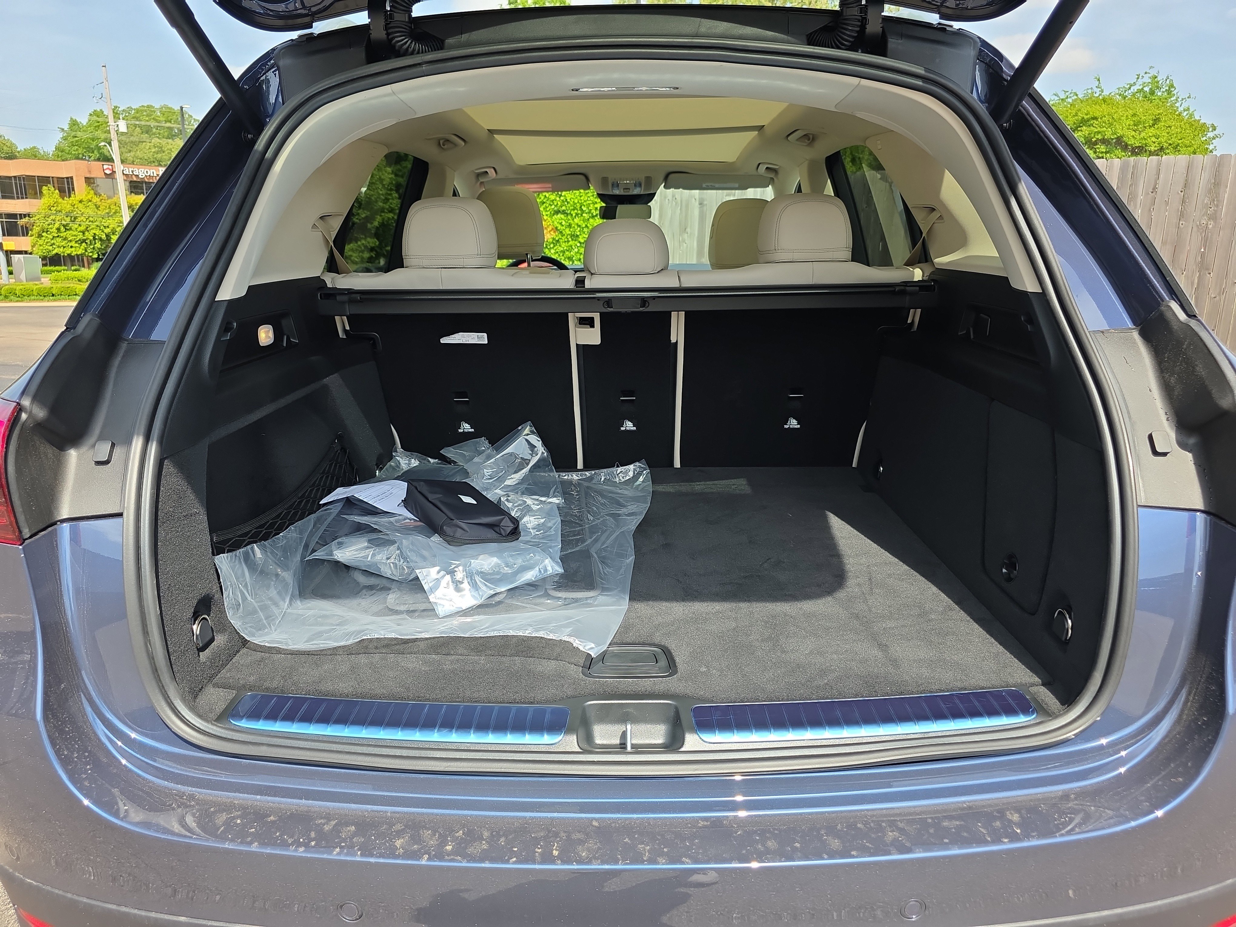 New 2026 Twilight Blue Metallic Mercedes-Benz GLE 350 image 42