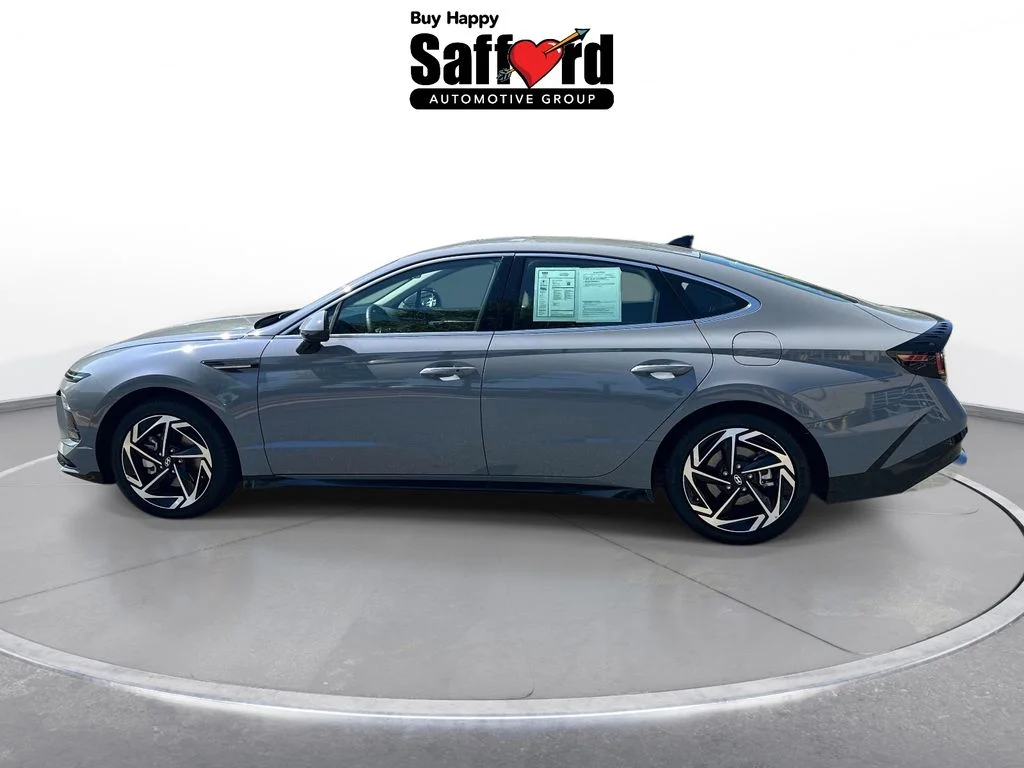 Used 2026 Blue Hyundai SEL Sport image 4