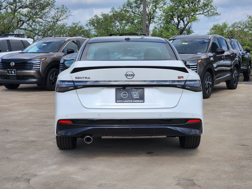 New 2026 Aspen White TriCoat / Super Black Two-tone Nissan SR image 6