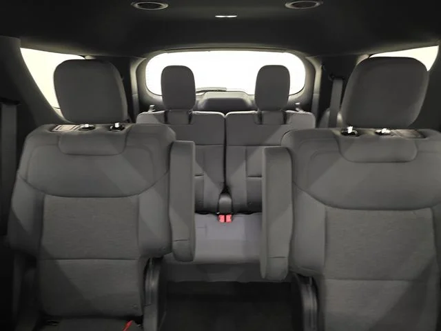 New 2027 Vapor Blue Metallic Ford Active image 26