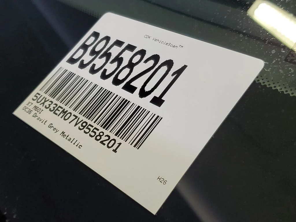 New 2027 Dravit Grey Metallic BMW M60i image 27