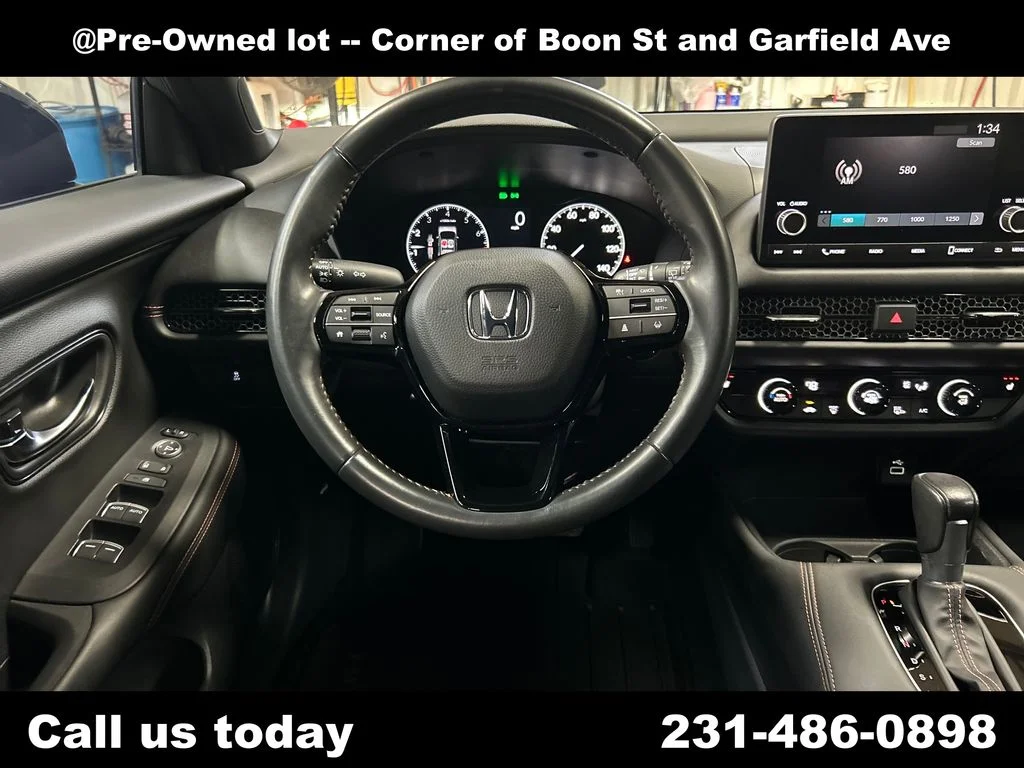 Used 2024  Honda Sport image 16