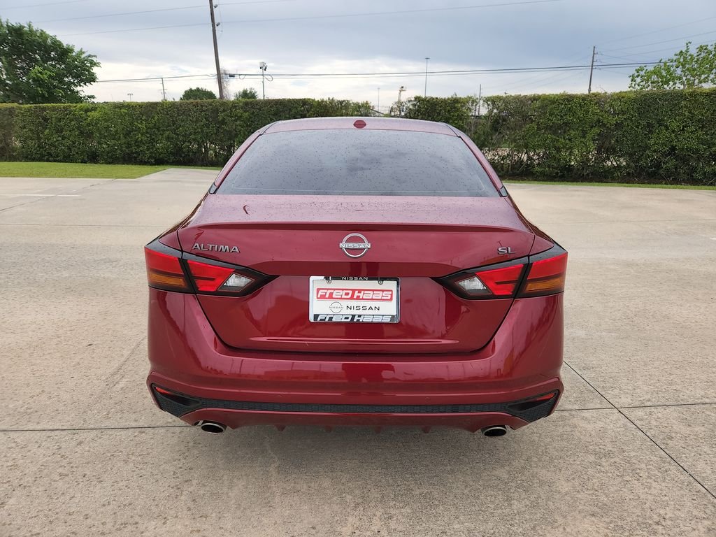 Certified Used 2024 Red Nissan 2.5 SL image 6
