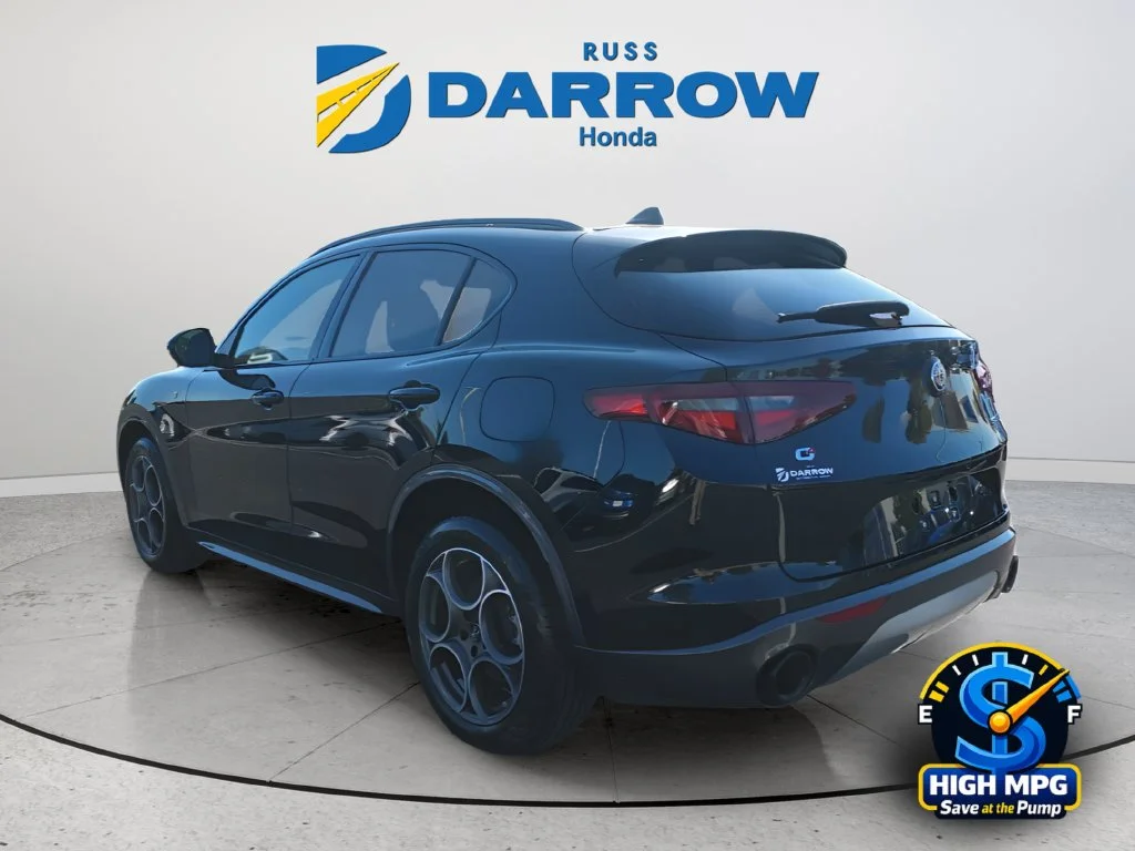 Used 2023 Black Alfa Romeo Ti image 3