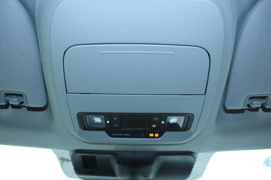 New 2027 Oxford White Ford F-350® XLT image 37