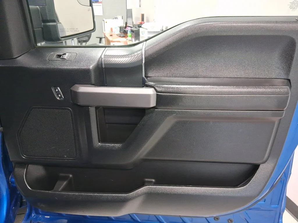 Used 2019 Blue Ford XLT image 32