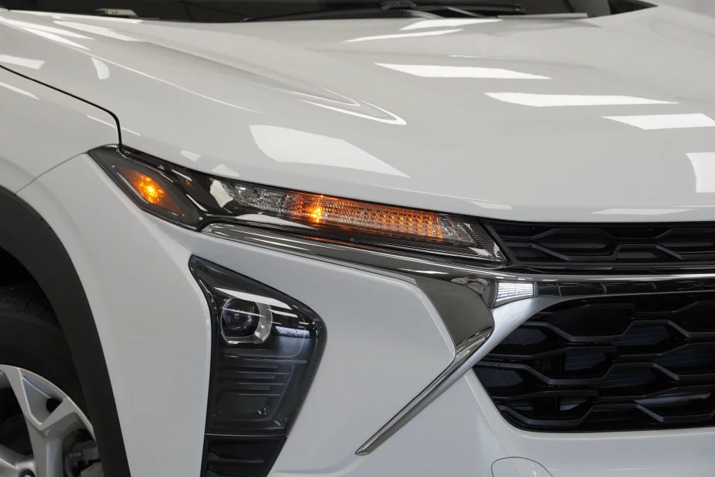 New 2026 Summit White Chevrolet LS image 30