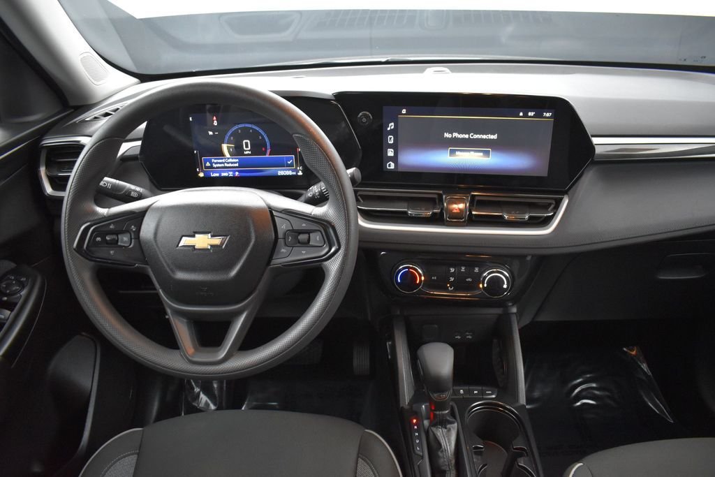 Used 2025 Black Metallic Chevrolet LT image 12